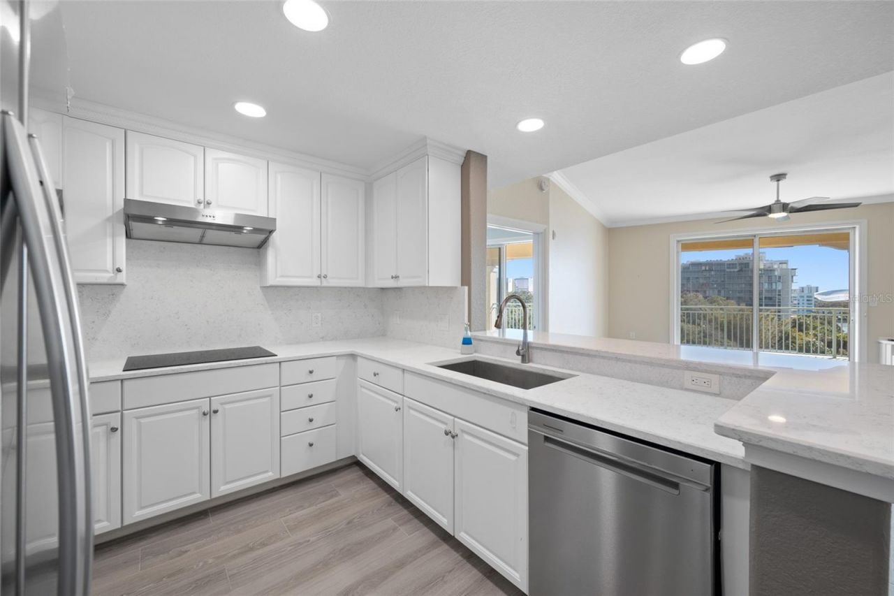 700 N Osceola Avenue, Unit 606, Clearwater, FL 33755 Photo