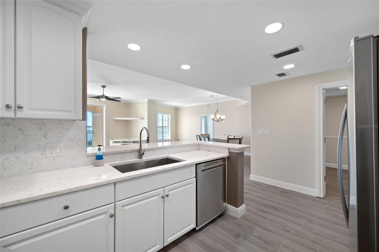 700 N Osceola Avenue, Unit 606, Clearwater, FL 33755 Photo