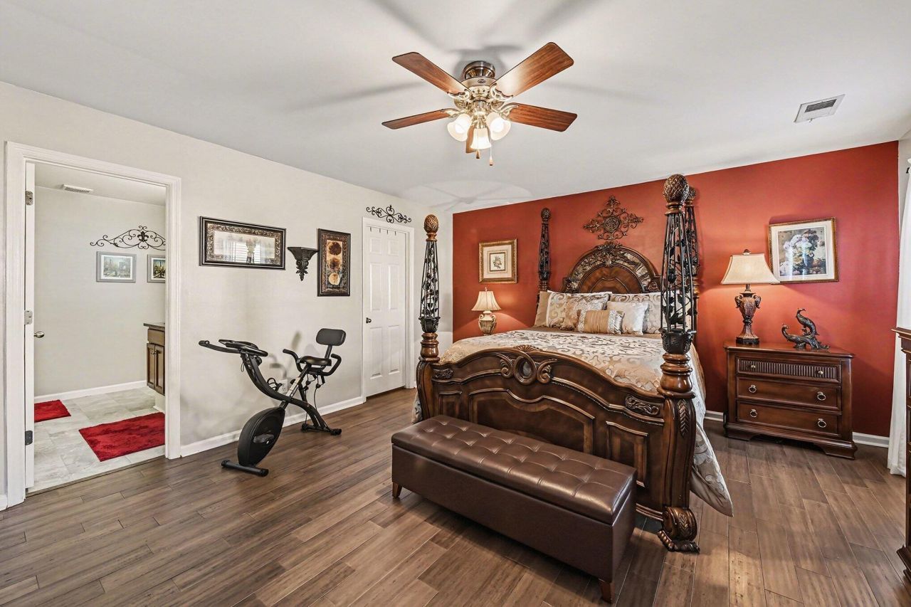 1106 Flyway Road Photo 14