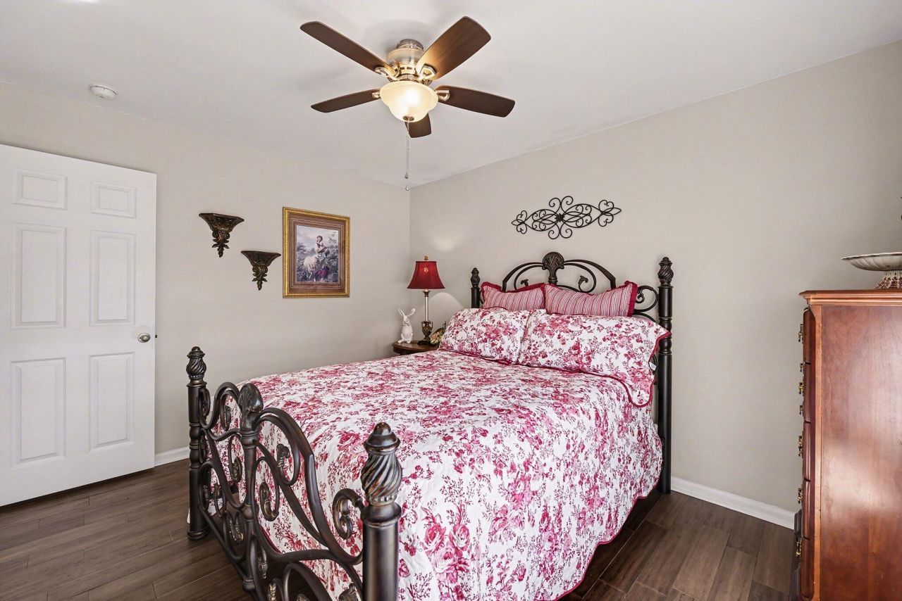 1106 Flyway Road Photo 19