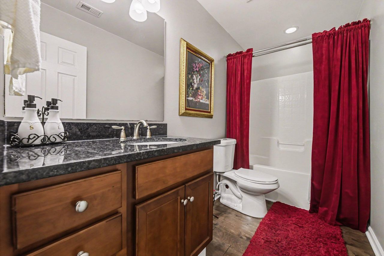 1106 Flyway Road Photo 22