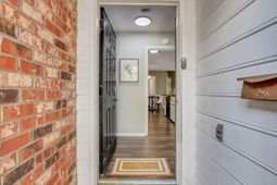 5006 Durant Avenue photo 4