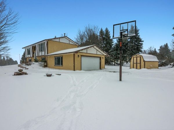 11951 Cabin Lane, Rapid City, MI 49676