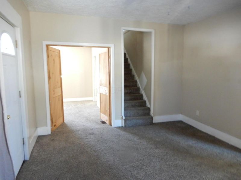 68 E Whitney Avenue, Shelby, OH 44875 Photo 5