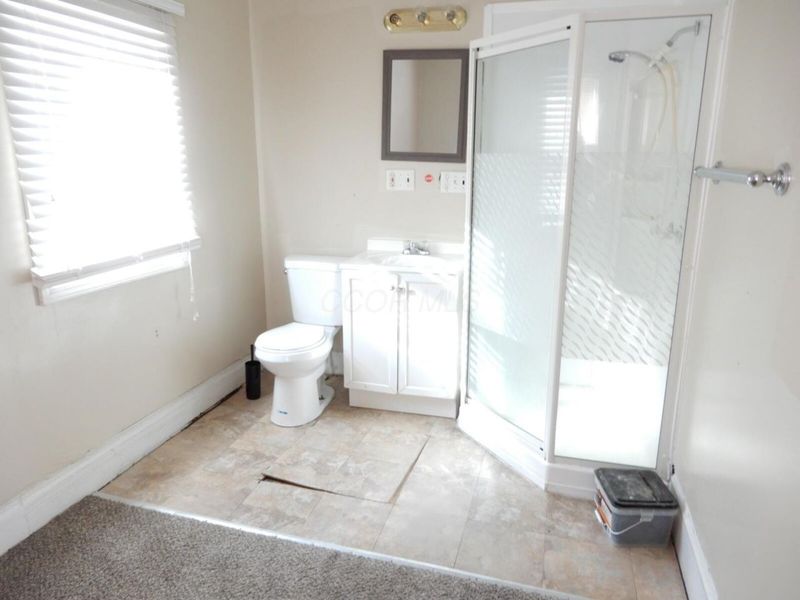 68 E Whitney Avenue, Shelby, OH 44875 Photo 6