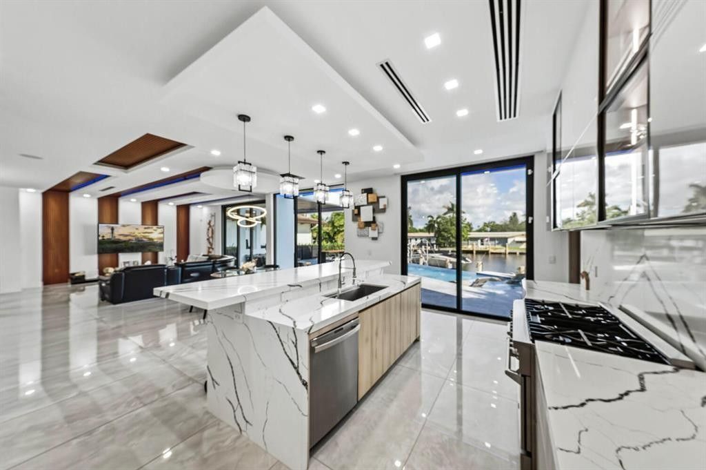 2581 NE 50th Street, Lighthouse Point, FL 33064 Photo