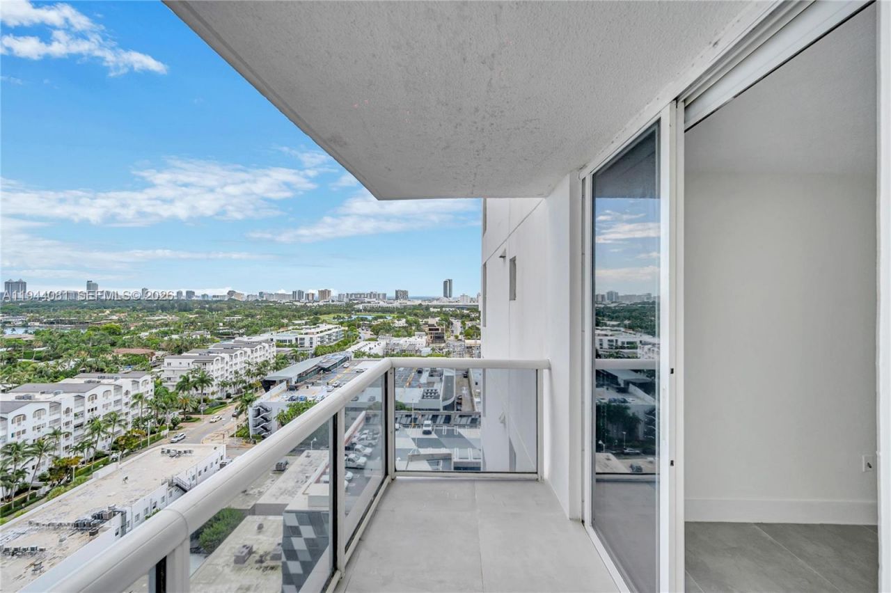 1800 Sunset Harbour Dr, Unit 1815, Miami Beach, FL 33139 Photo