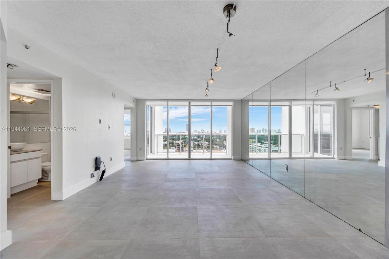 1800 Sunset Harbour Dr, Unit 1815, Miami Beach, FL 33139 Photo