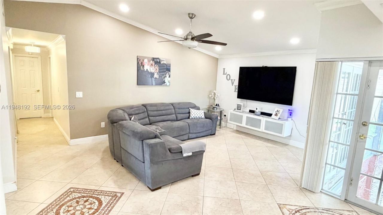 12285 SW 257th Ter, Homestead, FL 33032 Photo