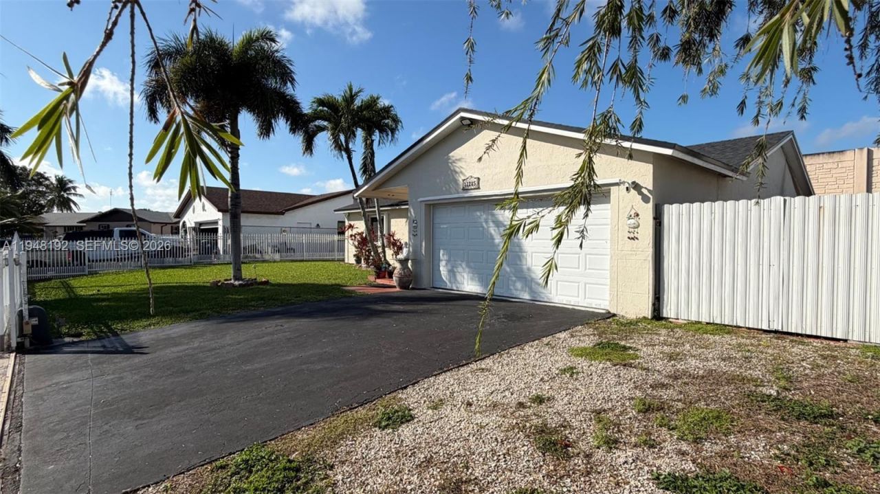 12285 SW 257th Ter, Homestead, FL 33032 Photo