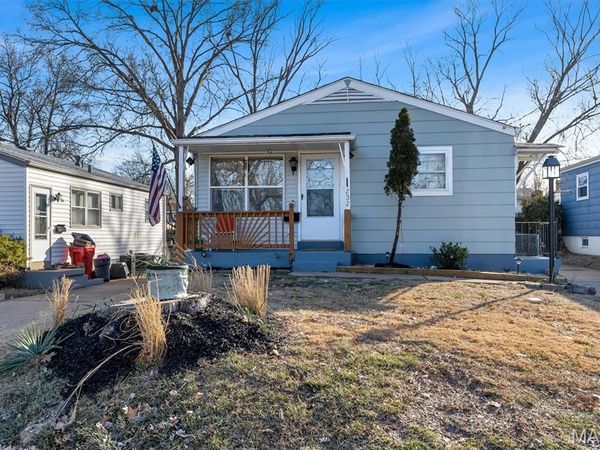 232 Rayburn Avenue, Sunset Hills, MO 63127