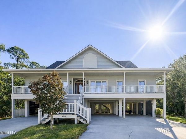 124 Basswood Drive, Pass Christian, MS 39571