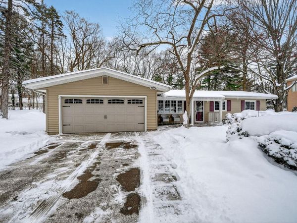 52150 Tammy Drive, Granger, IN 46530