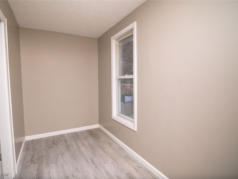 379 Rosser Avenue, Bellaire, OH 43906 Photo 16