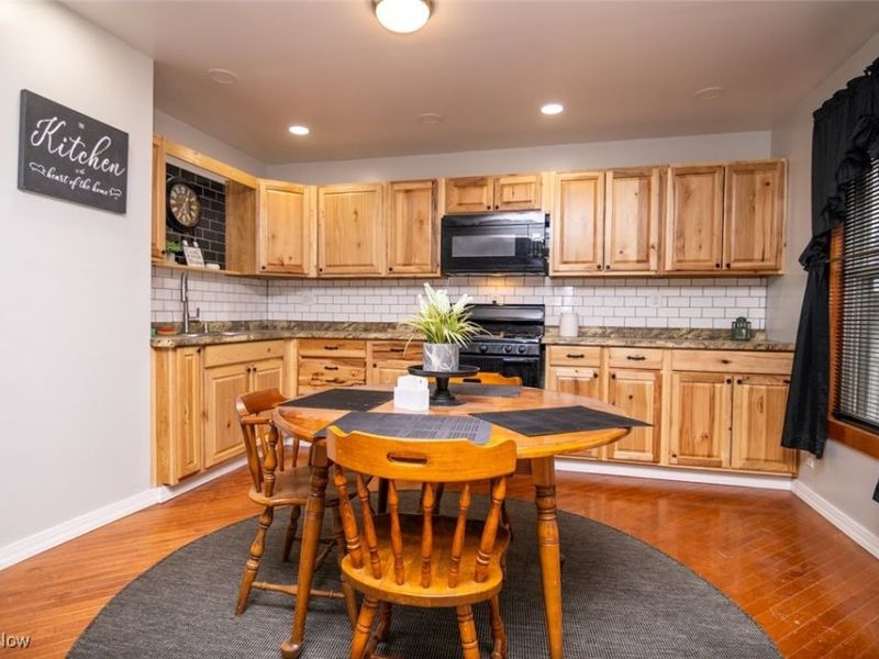 379 Rosser Avenue, Bellaire, OH 43906 Photo 2