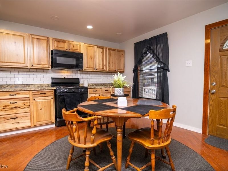 379 Rosser Avenue, Bellaire, OH 43906 Photo 3