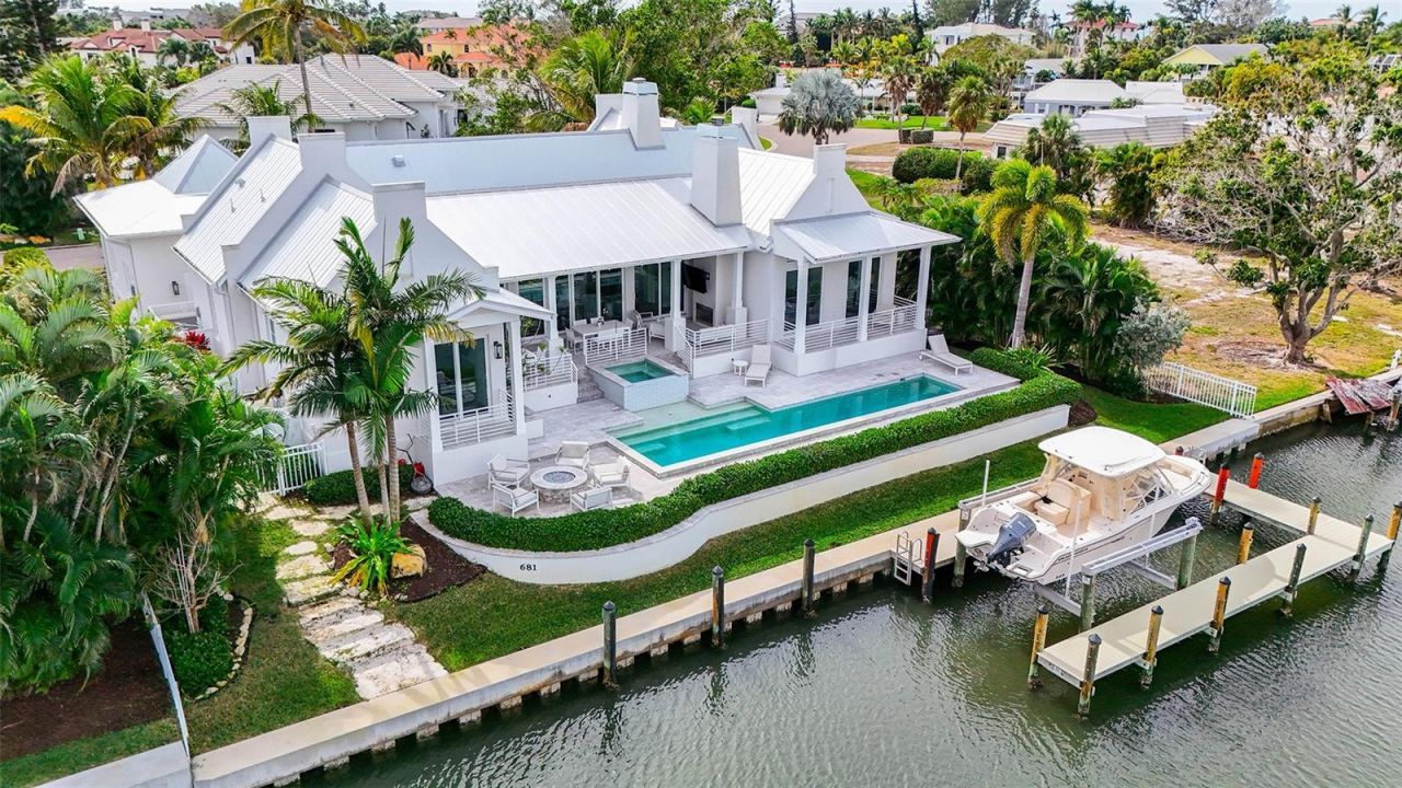 681 Old Compass Road, Longboat Key, FL 34228 Photo