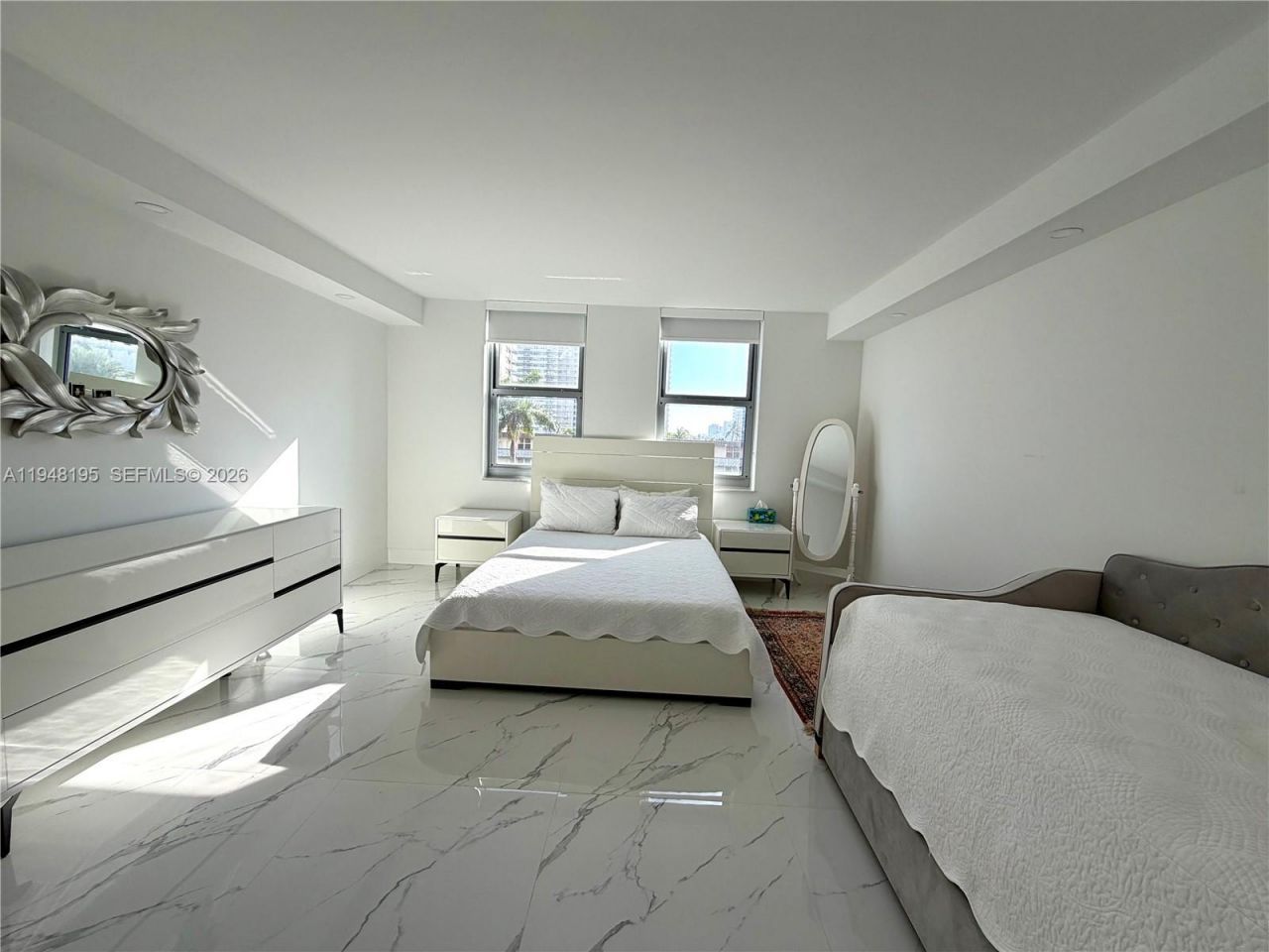 1920 S Ocean Dr, Unit 5A, Hallandale Beach, FL 33009 Photo