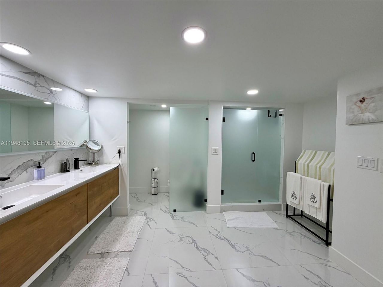 1920 S Ocean Dr, Unit 5A, Hallandale Beach, FL 33009 Photo