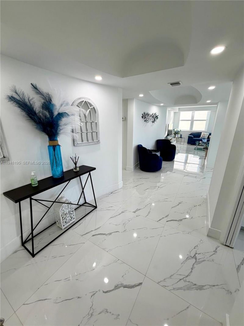 1920 S Ocean Dr, Unit 5A, Hallandale Beach, FL 33009 Photo