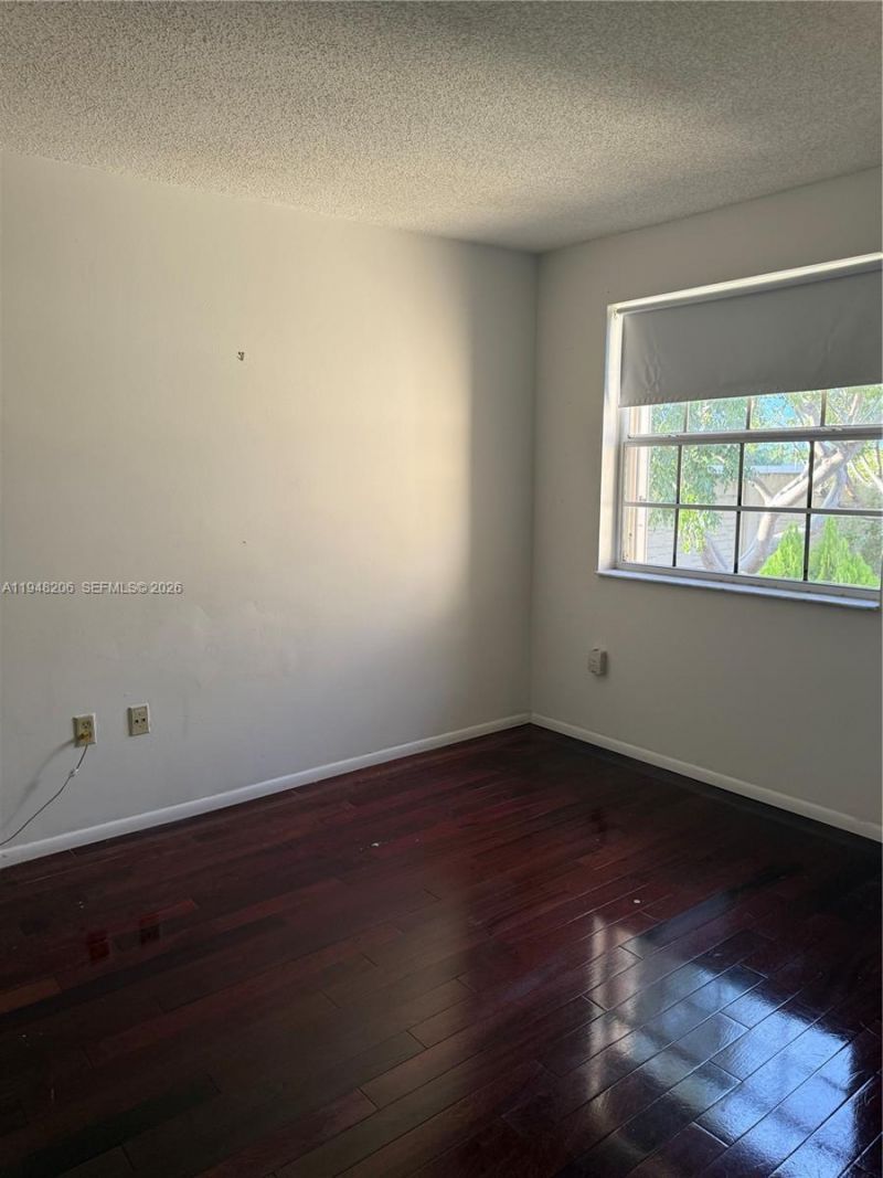 11864 SW 99th St, Miami, FL 33186 Photo