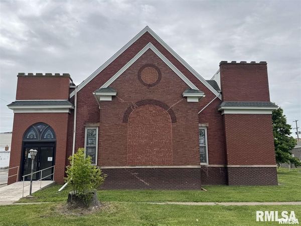 170 W HURST Street, Bushnell, IL 61422