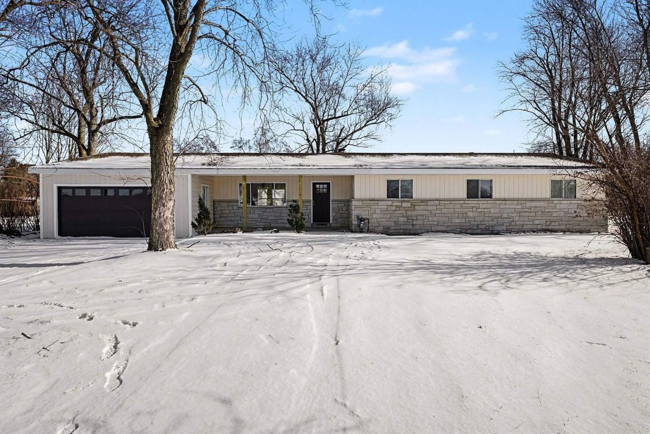 211 U.s. 131, White Pigeon, MI 49099 Main Photo