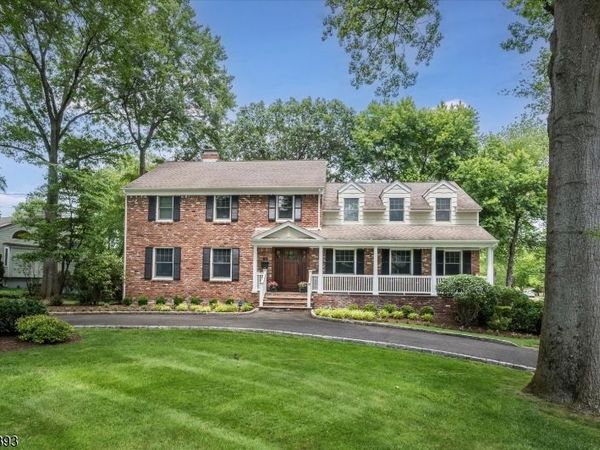 65 Plymouth Rd, Glen Rock, NJ 07452