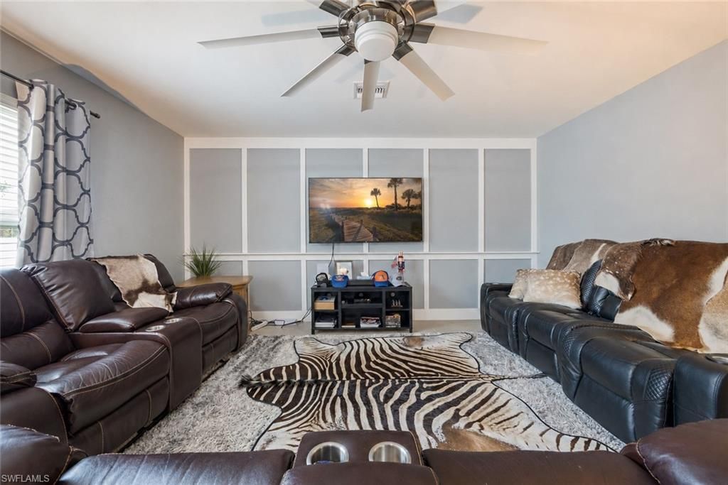 5014 Dania Cir, Labelle, FL 33935 Photo