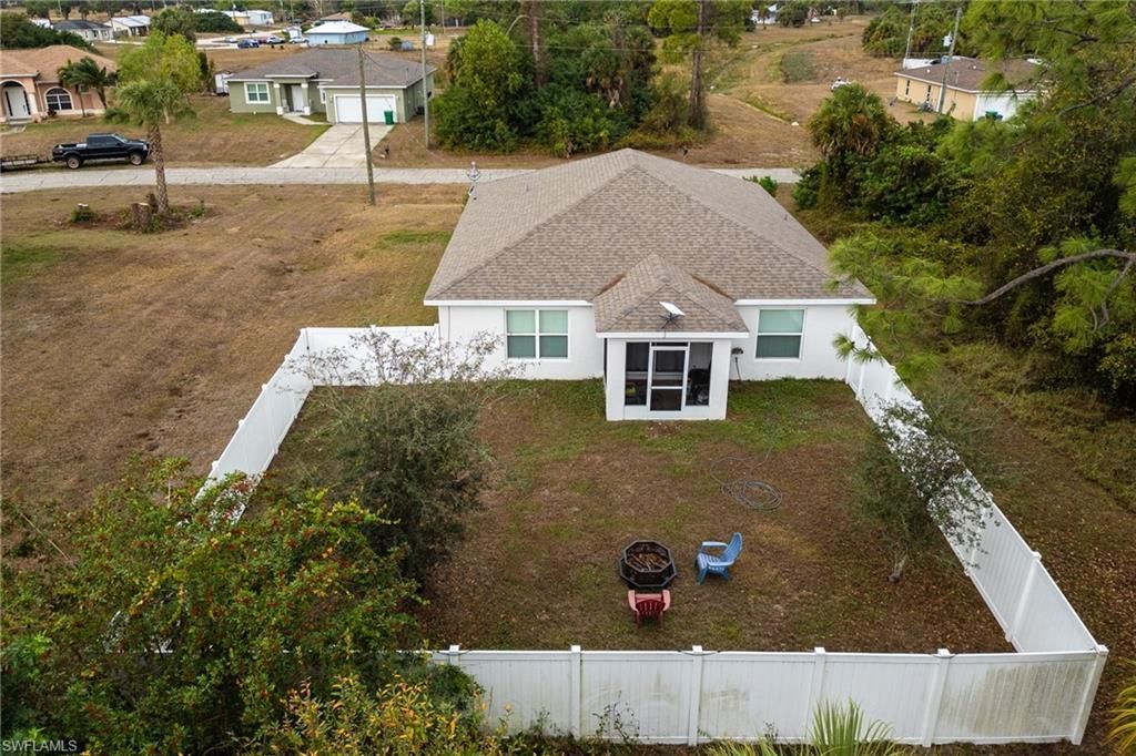 5014 Dania Cir, Labelle, FL 33935 Photo