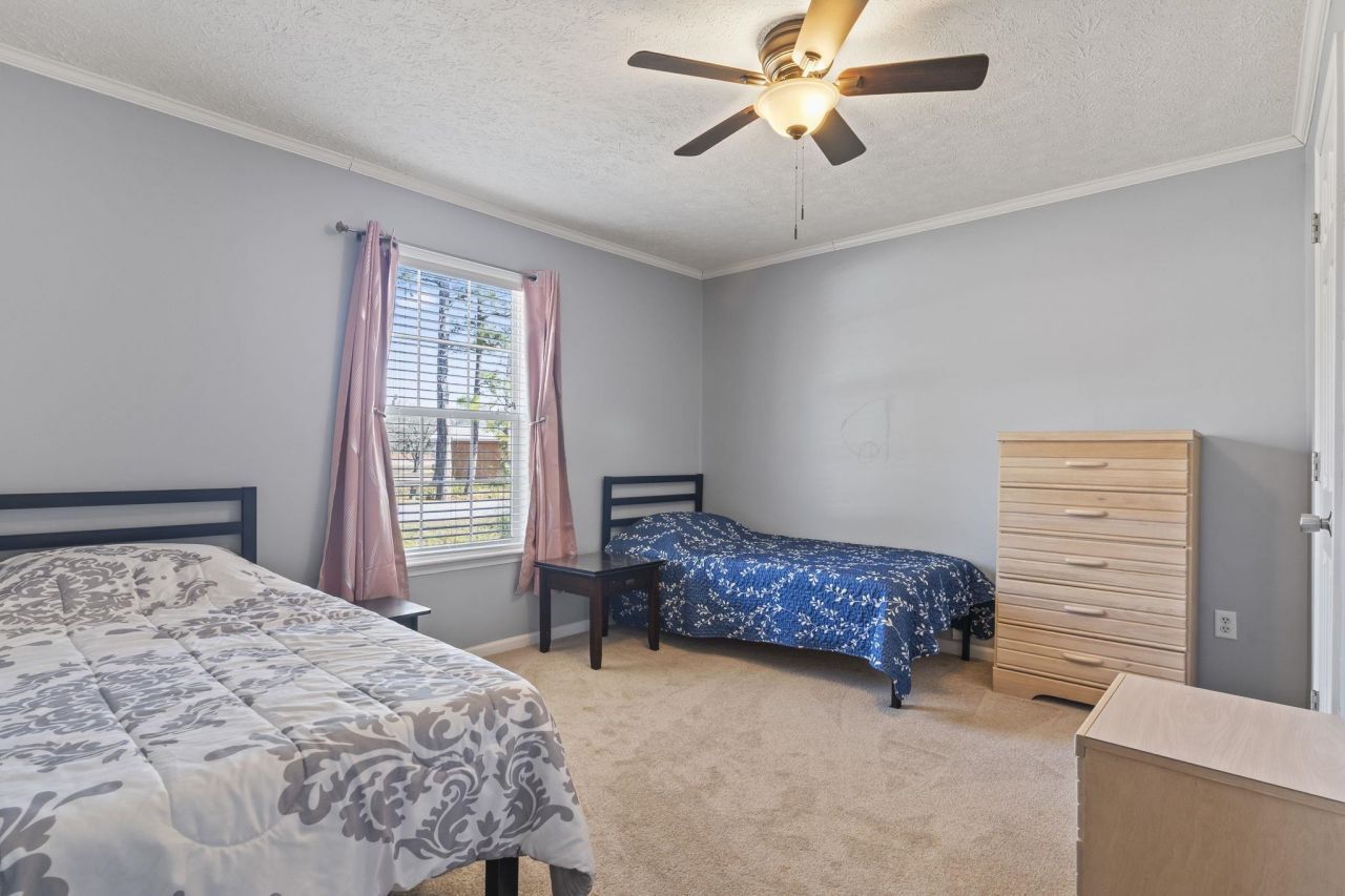 5713 Leonard Loop Photo 19