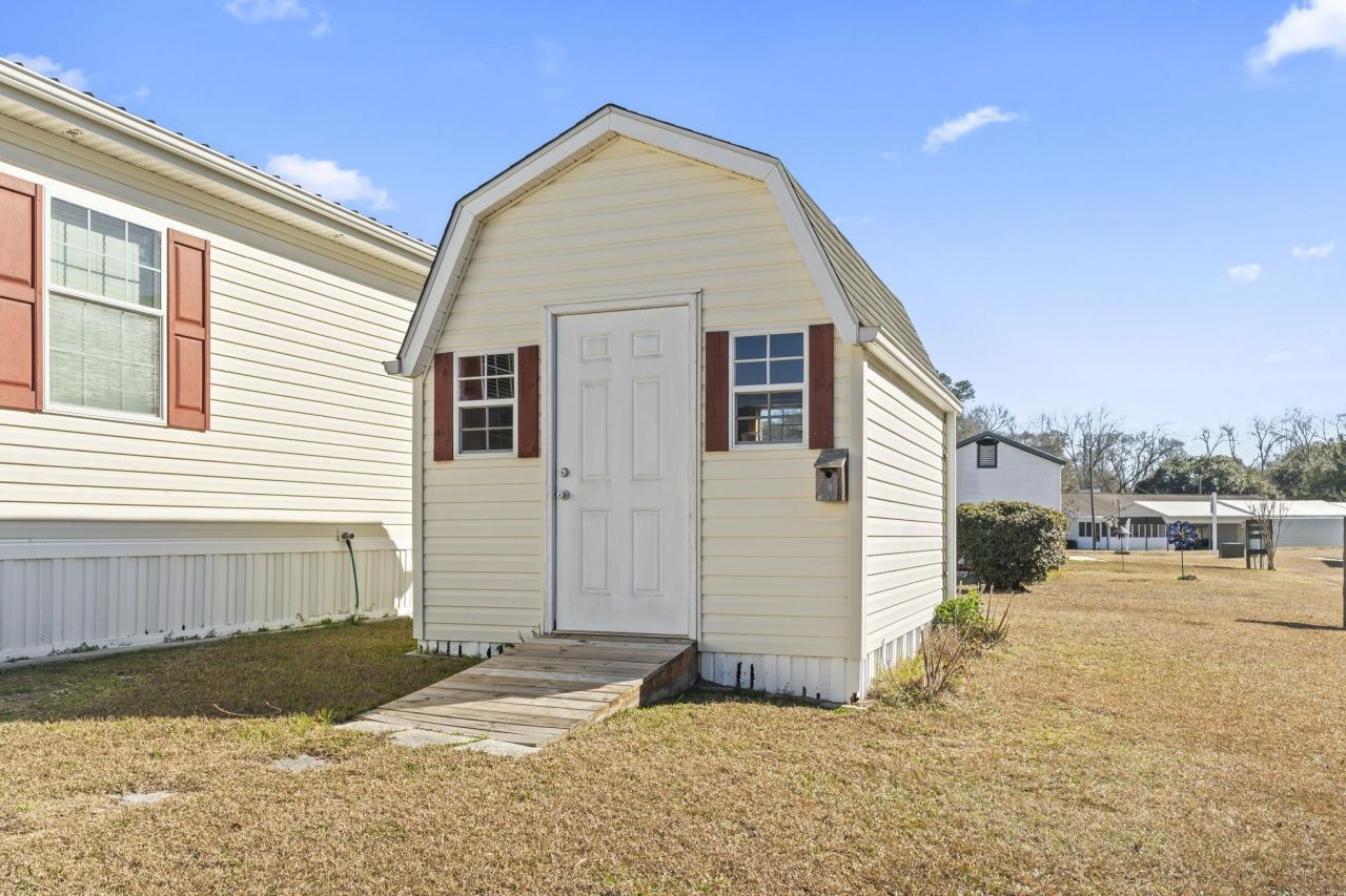 5713 Leonard Loop Photo 33