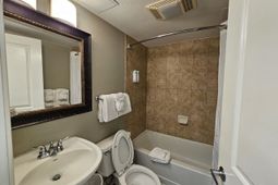 5300 N Ocean Blvd. photo 4