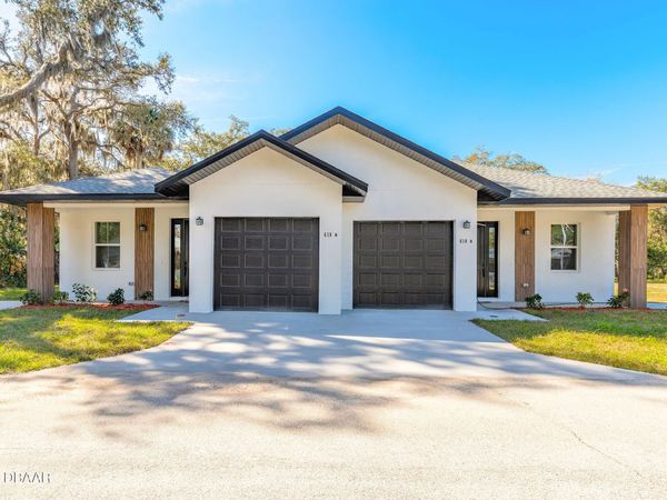 618 N Duss Street, New Smyrna Beach, FL 32168