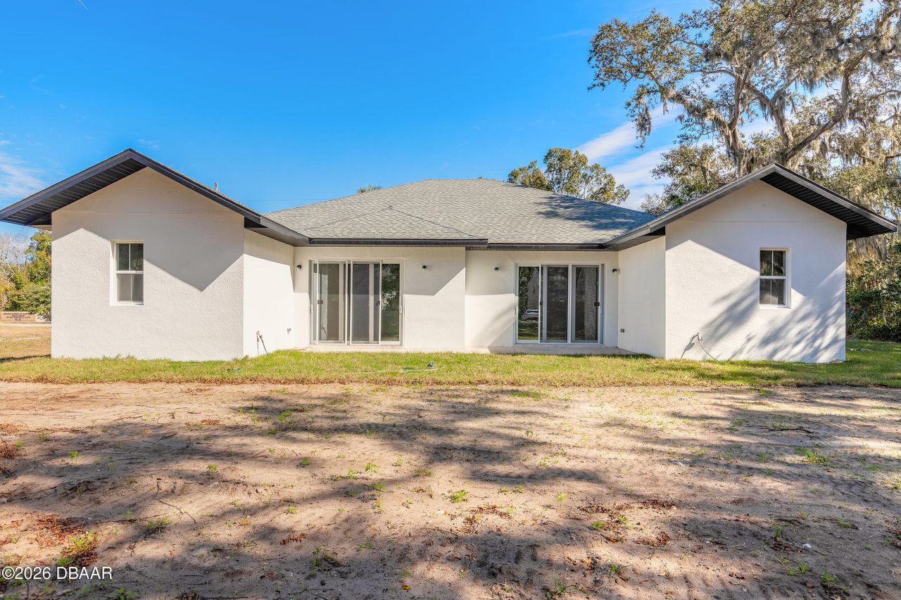 618 N Duss Street, New Smyrna Beach, FL 32168 Photo