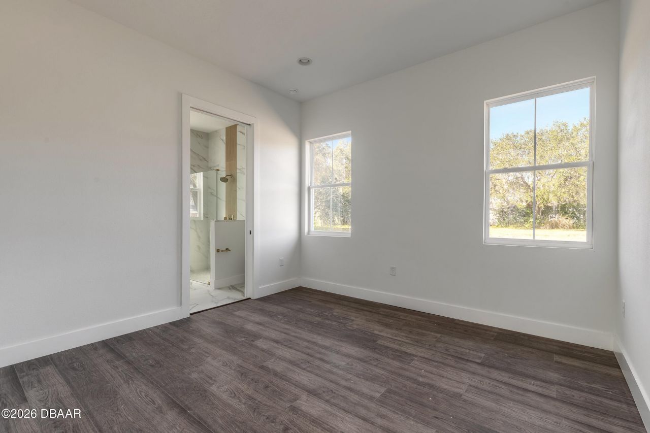 618 N Duss Street, New Smyrna Beach, FL 32168 Photo