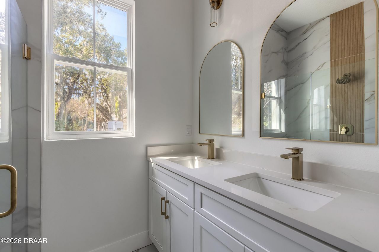 618 N Duss Street, New Smyrna Beach, FL 32168 Photo