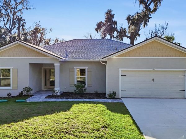 402 Oliver Drive, New Smyrna Beach, FL 32168