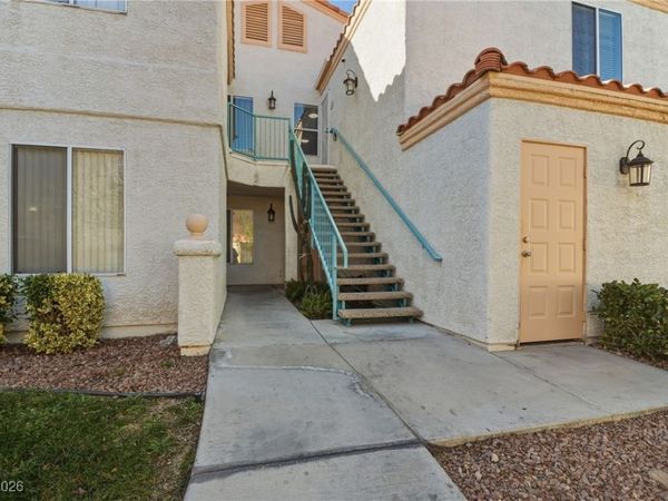 8452 Boseck Drive, Unit 264, Las Vegas, NV 89145
