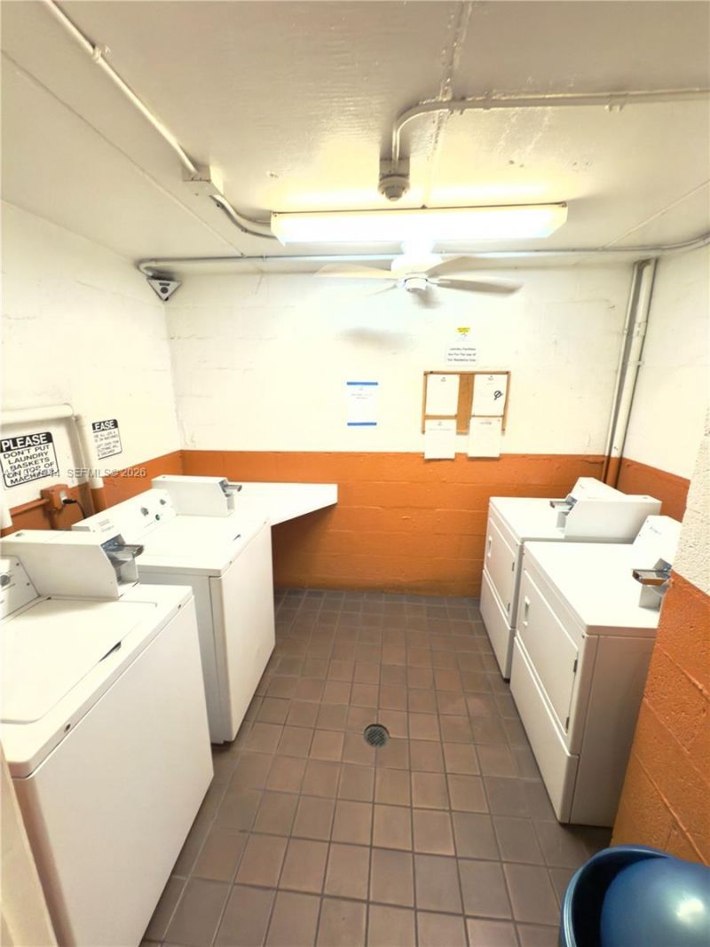 2366 E Mall Dr , Fort Myers, FL 33901 Photo