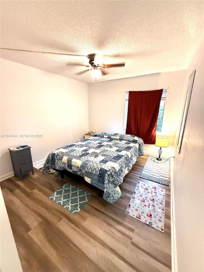 2366 E Mall Dr , Fort Myers, FL 33901 Photo