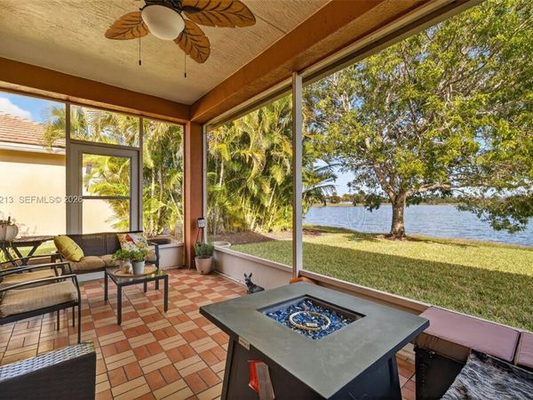 9922 SW Glenbrook Dr, Port St. Lucie, FL 34987