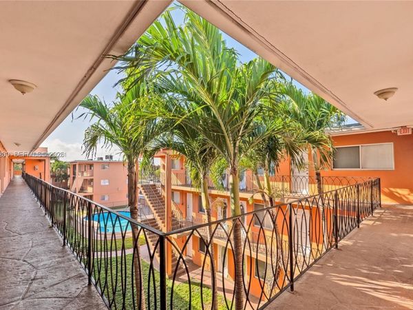 2330 NW 11th St, Unit 9, Miami, FL 33125