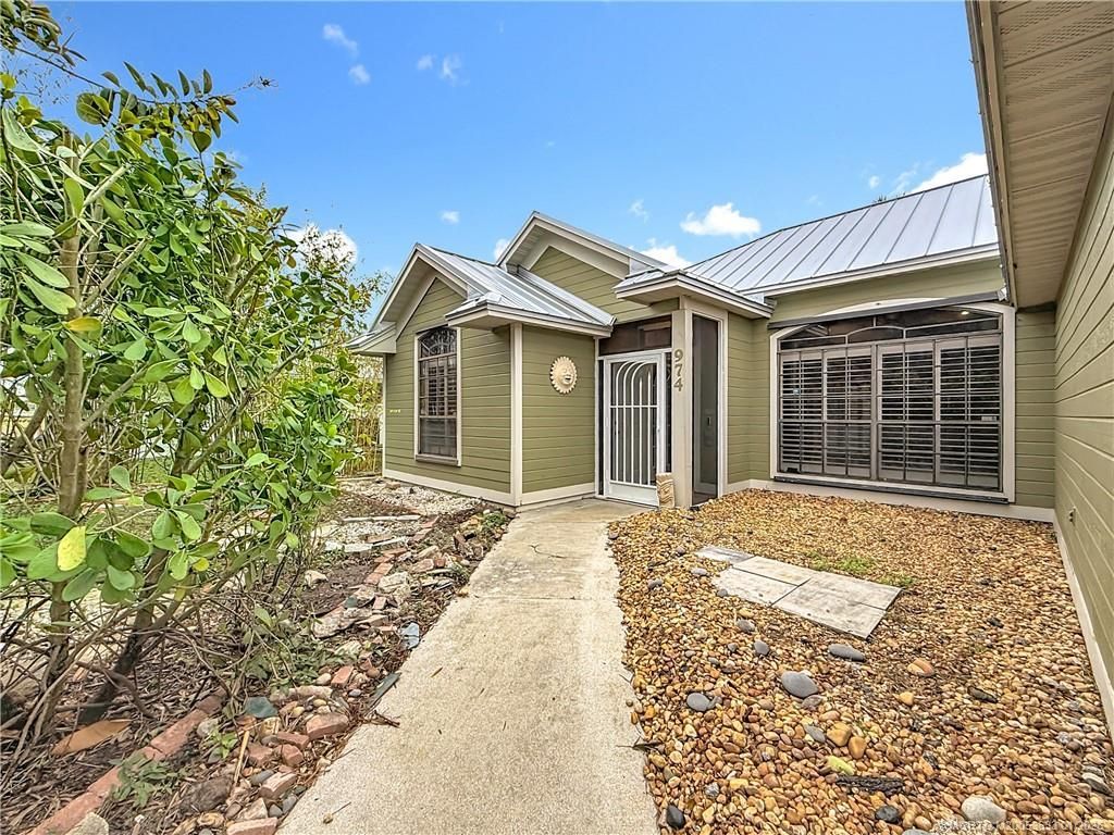 974 SW Worcester Lane, Port Saint Lucie, FL 34953 Photo