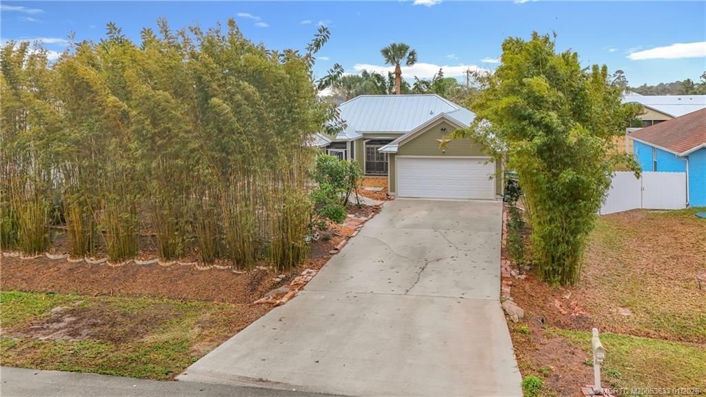 974 SW Worcester Lane, Port Saint Lucie, FL 34953 Photo