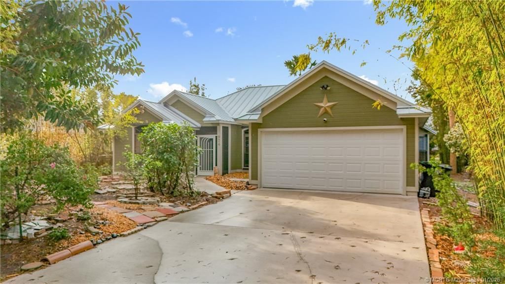 974 SW Worcester Lane, Port Saint Lucie, FL 34953 Photo