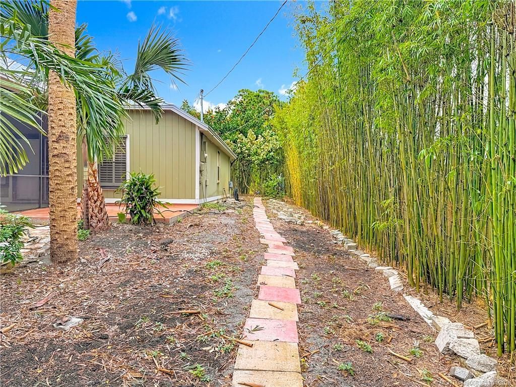 974 SW Worcester Lane, Port Saint Lucie, FL 34953 Photo