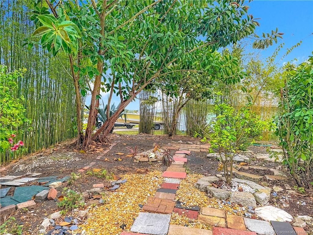 974 SW Worcester Lane, Port Saint Lucie, FL 34953 Photo