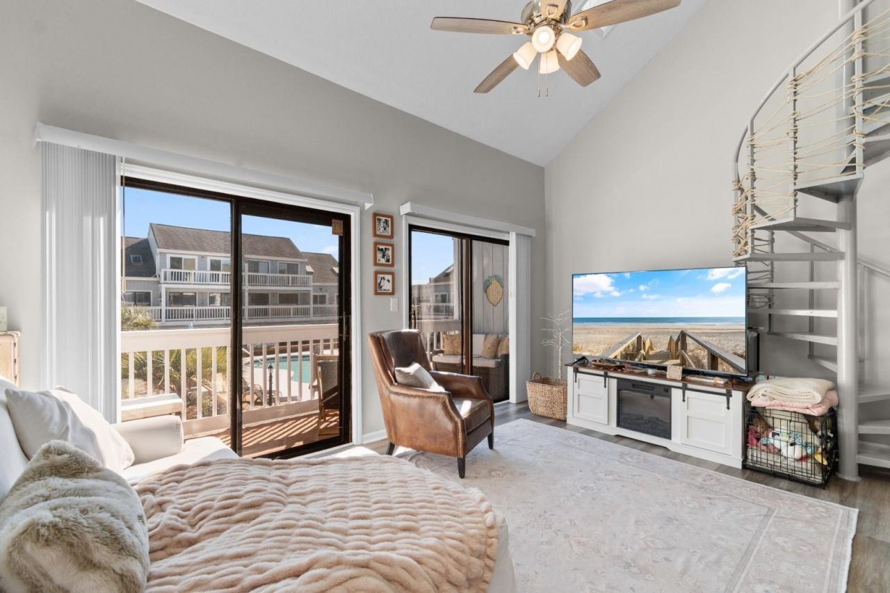 3700 Golf Colony Lane Photo 12