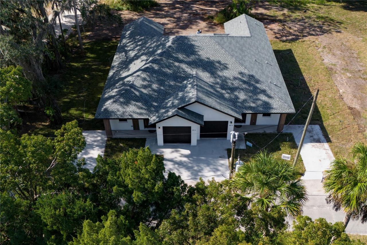 618 N Duss Street, Unit 1, New Smyrna Beach, FL 32168 Photo